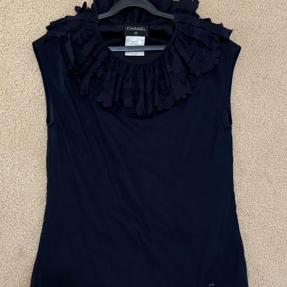 Stunning!! Chanel Navy ruffle detailed top- size 34